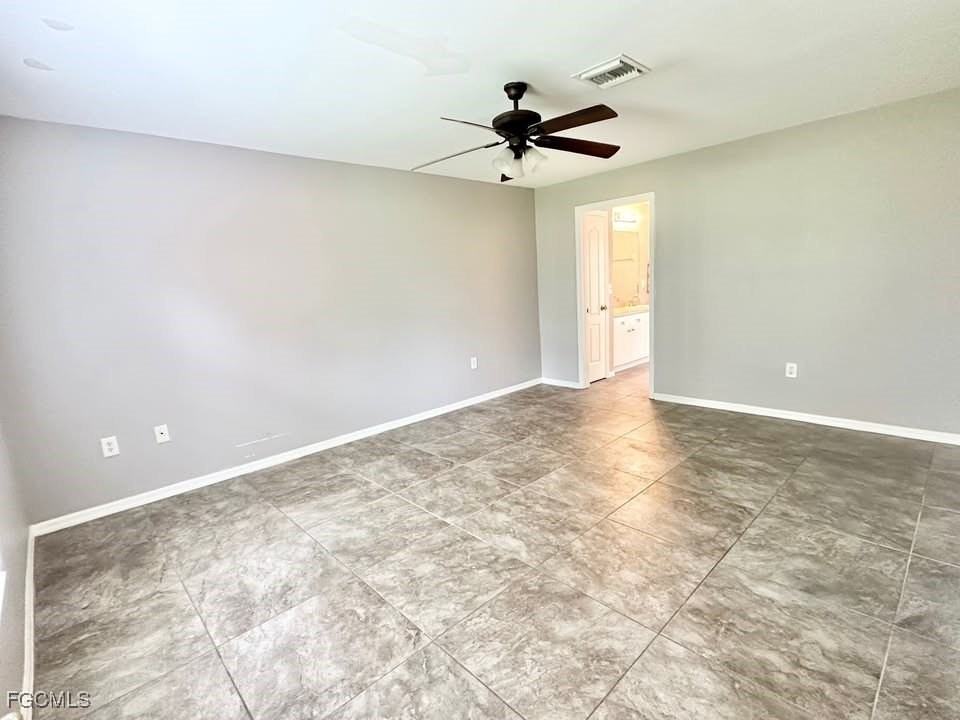 2453 Nw 8th Ter - Photo 6 of 13