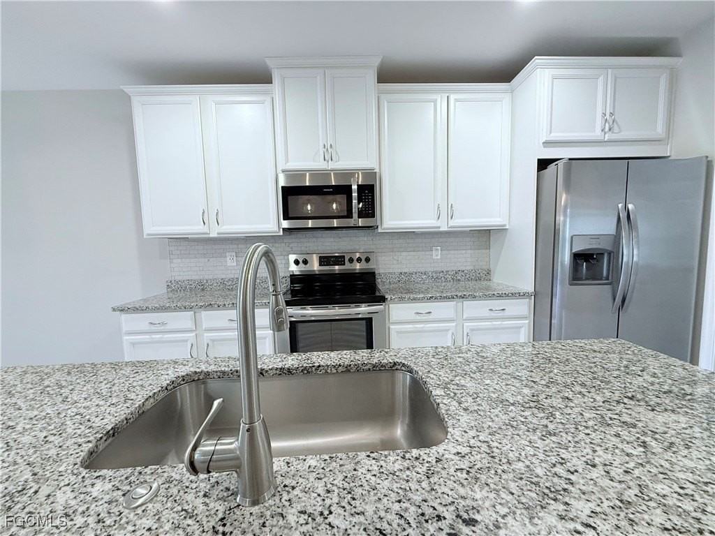 4387 Dutchess Park Rd - Photo 4 of 26