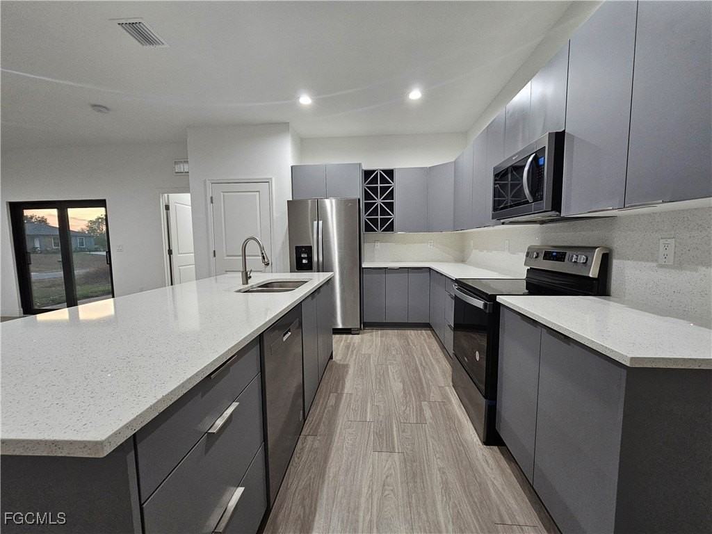 5002 Gramercy Rd - Photo 6 of 27