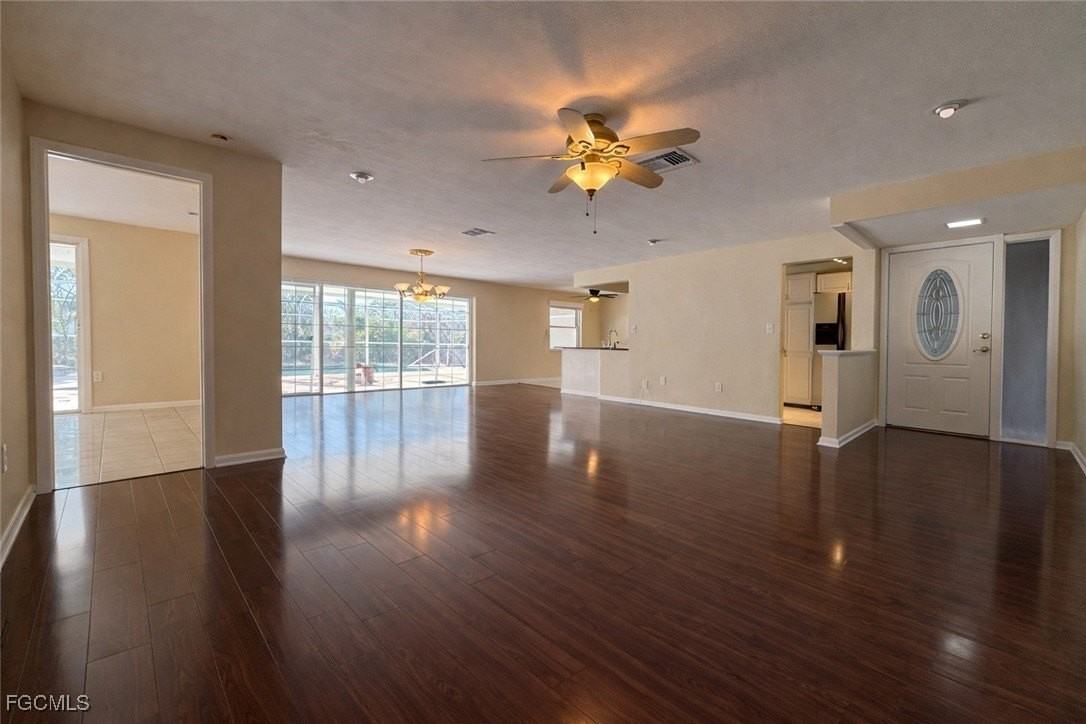 1010 Se 43rd Ter - Photo 7 of 36