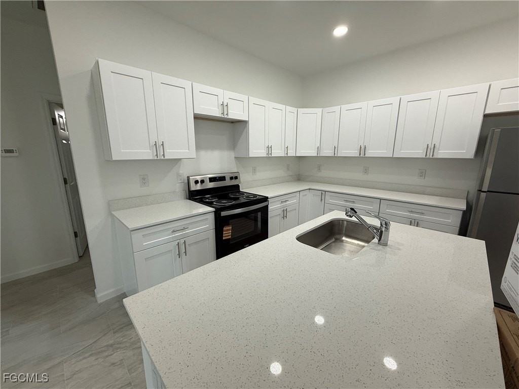 106 Moore Ave - Photo 3 of 22