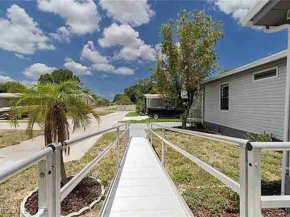 5370 Countryfield Cir - Photo 5 of 32