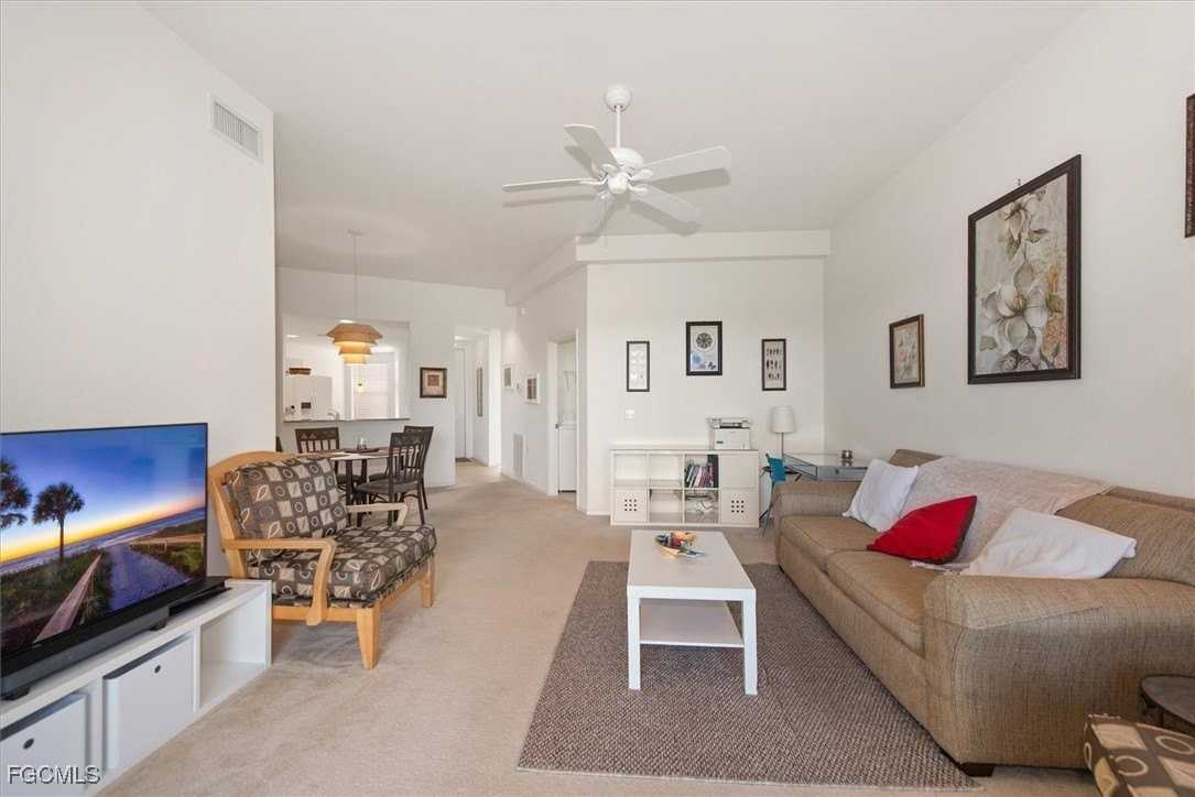 12120 Summergate Cir Apt 103 #103 - Photo 6 of 25