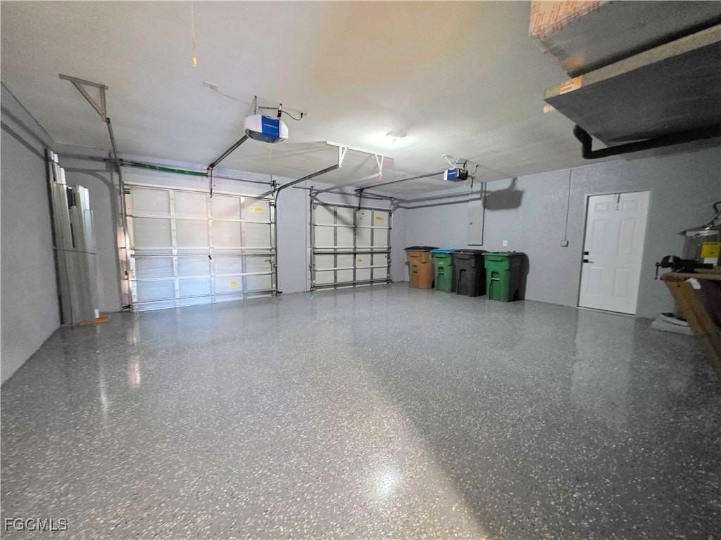 1625 N Gator Cir - Photo 5 of 48