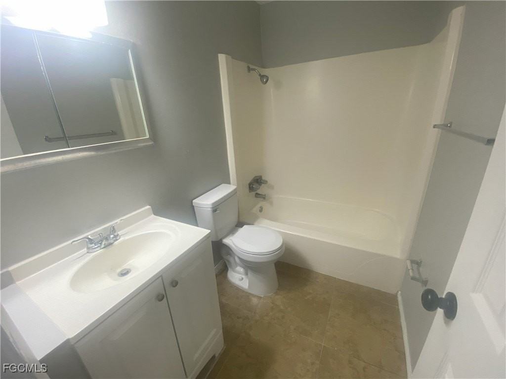 12607 1st St - Photo 4 of 6