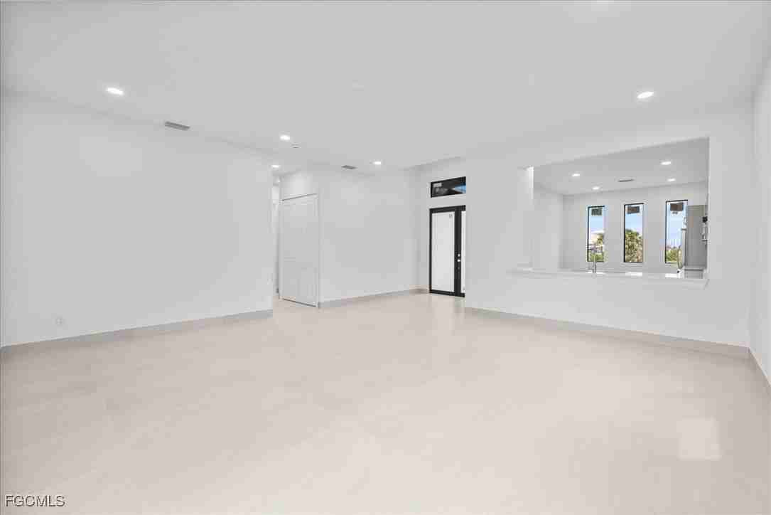 4333 Nw 33rd Ln - Photo 5 of 27