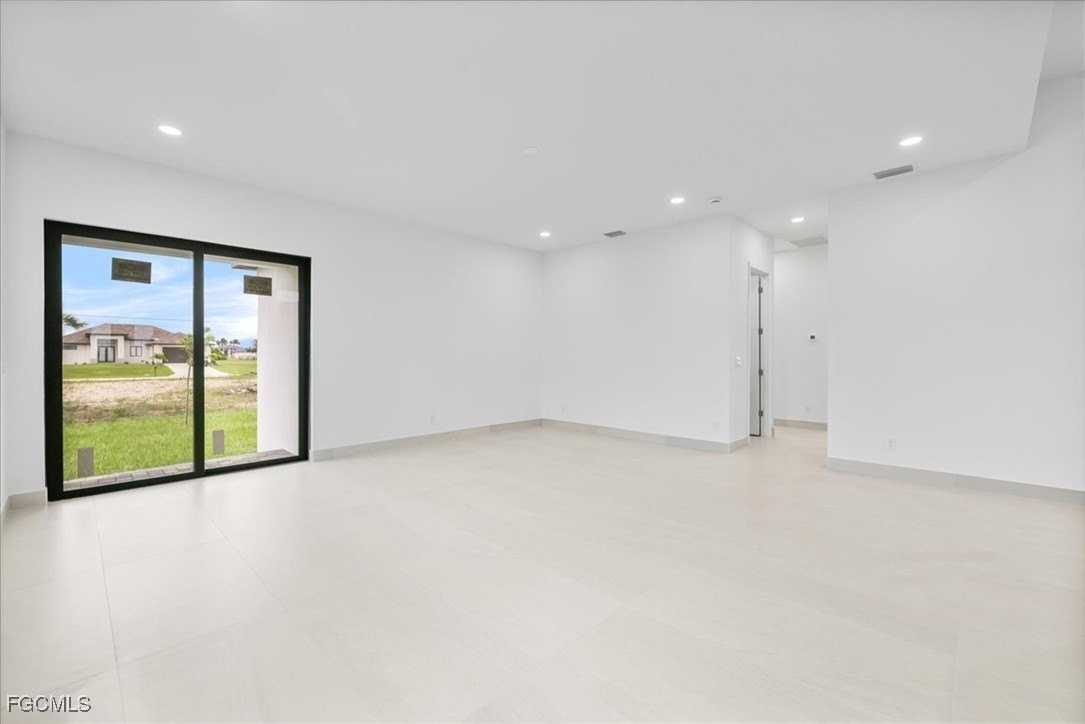 4333 Nw 33rd Ln - Photo 6 of 27