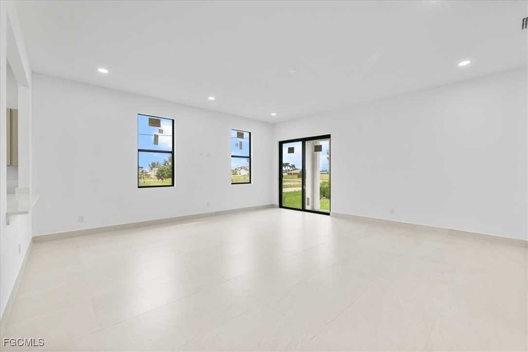 4333 Nw 33rd Ln - Photo 7 of 27