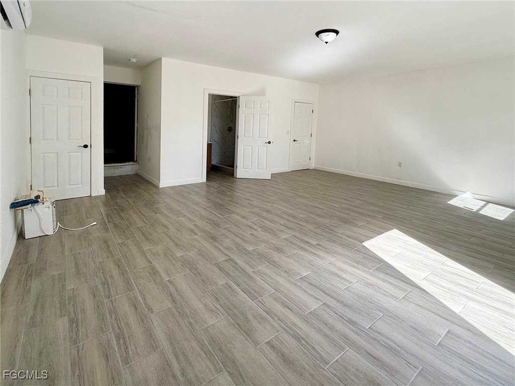 2996 Lafayette St - Photo 4 of 17