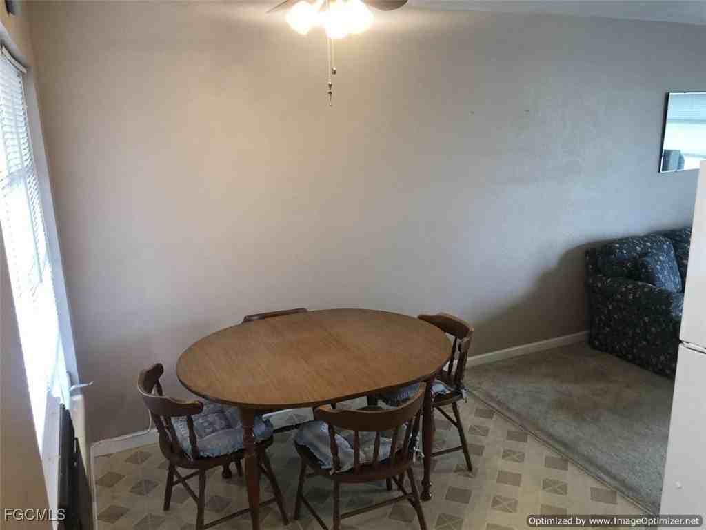 1119 Wesley St W - Photo 4 of 7