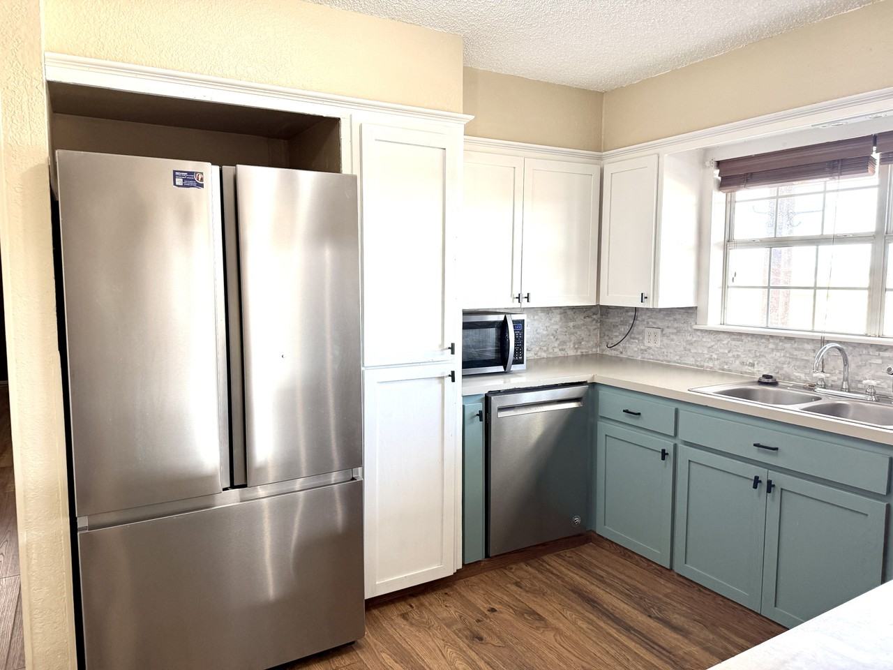 1654 Ponderosa Rd #1 - Photo 6 of 31