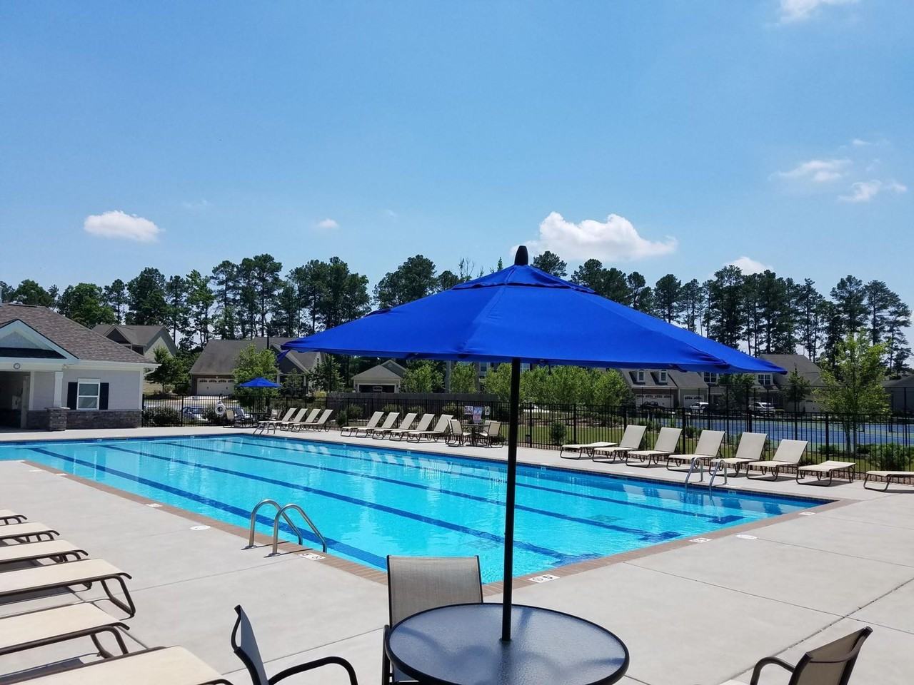 318 Oldcastle Dr #1 - Photo 3 of 23