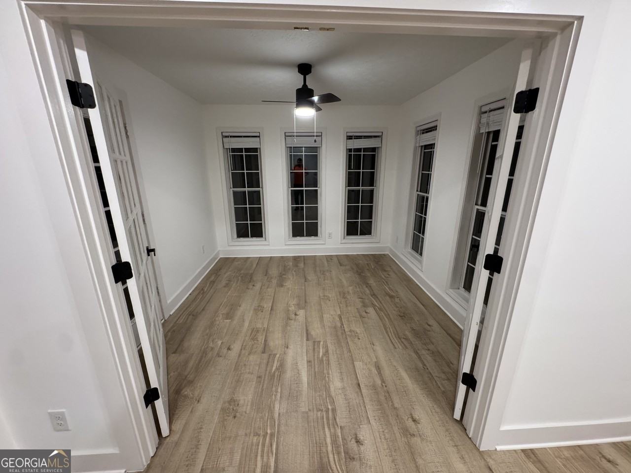 5455 Forest Falls Dr - Photo 3 of 14