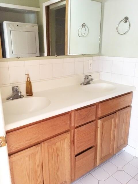 1225 Island Dr Apt 104 #104 - Photo 2 of 9