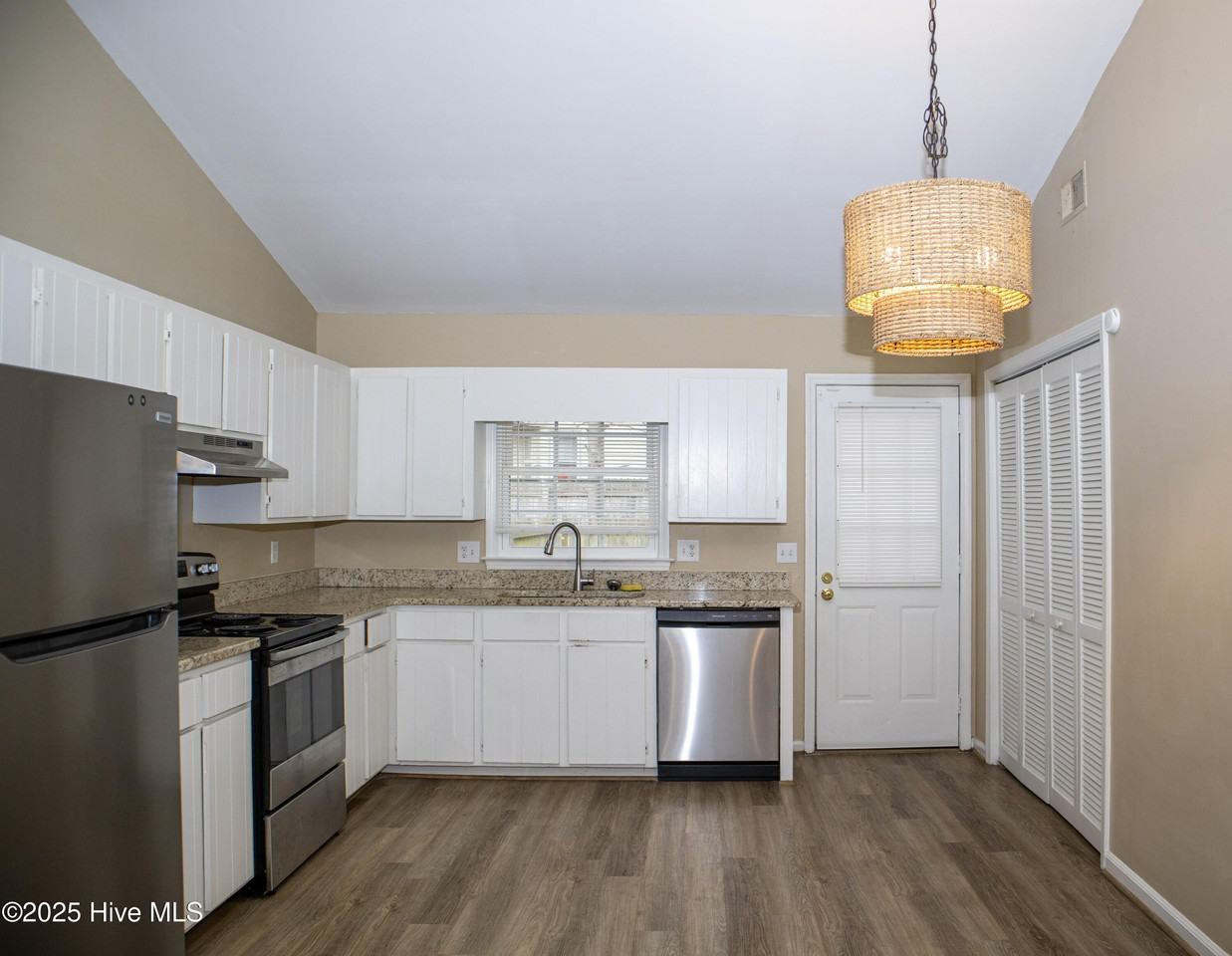 124 Pintail Ln - Photo 5 of 15