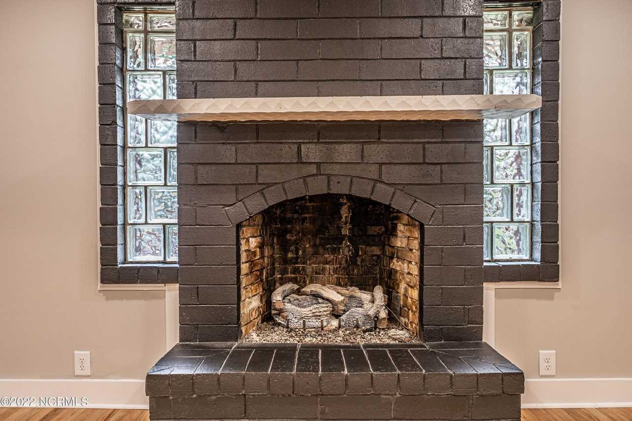 440 W Maine Ave - Photo 7 of 28