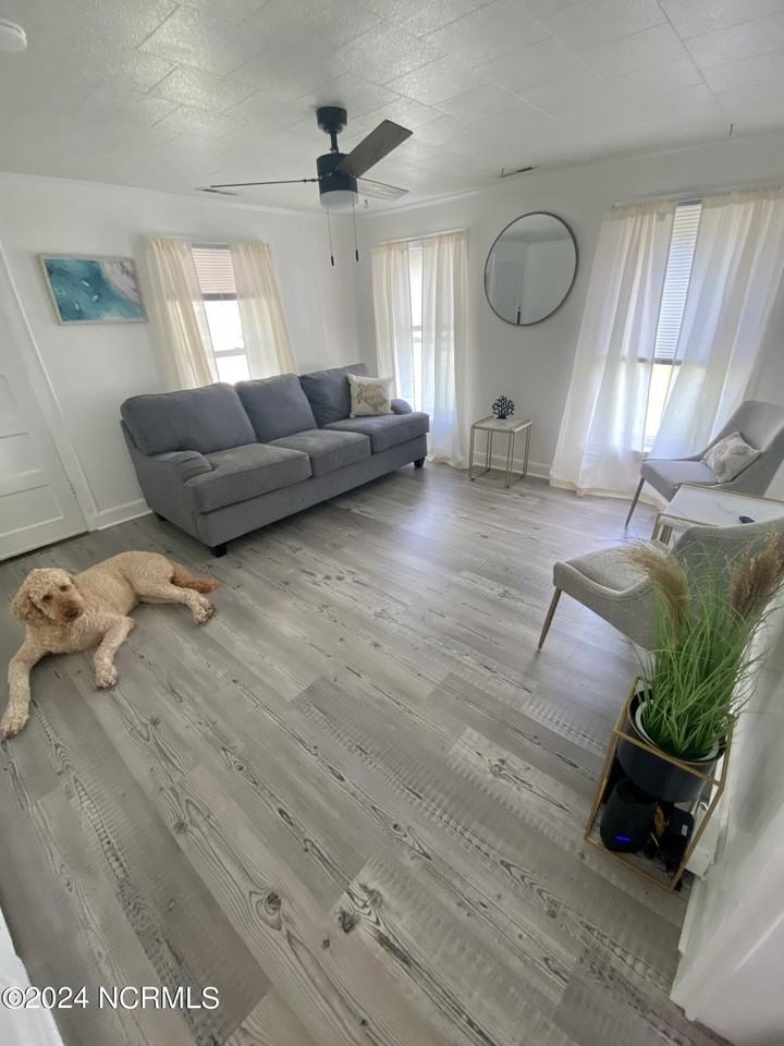 3383 W Railroad Blvd - Photo 2 of 11