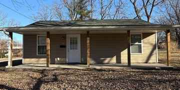 featured image of 1126 N Ash St