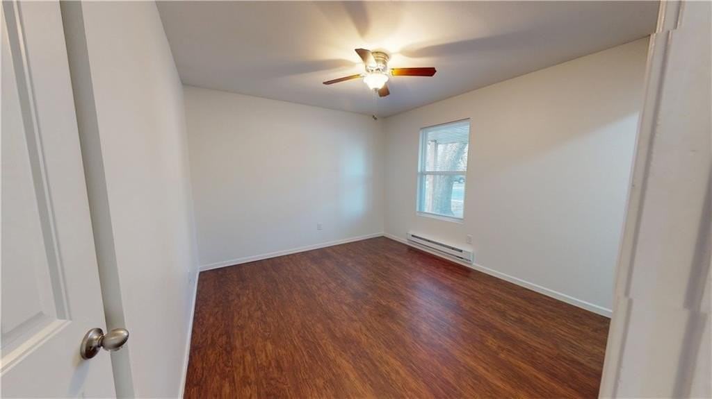 1126 N Ash St - Photo 3 of 6