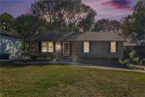 featured image of 14509 Nw 67th St