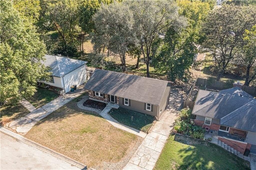 14509 Nw 67th St - Photo 3 of 44