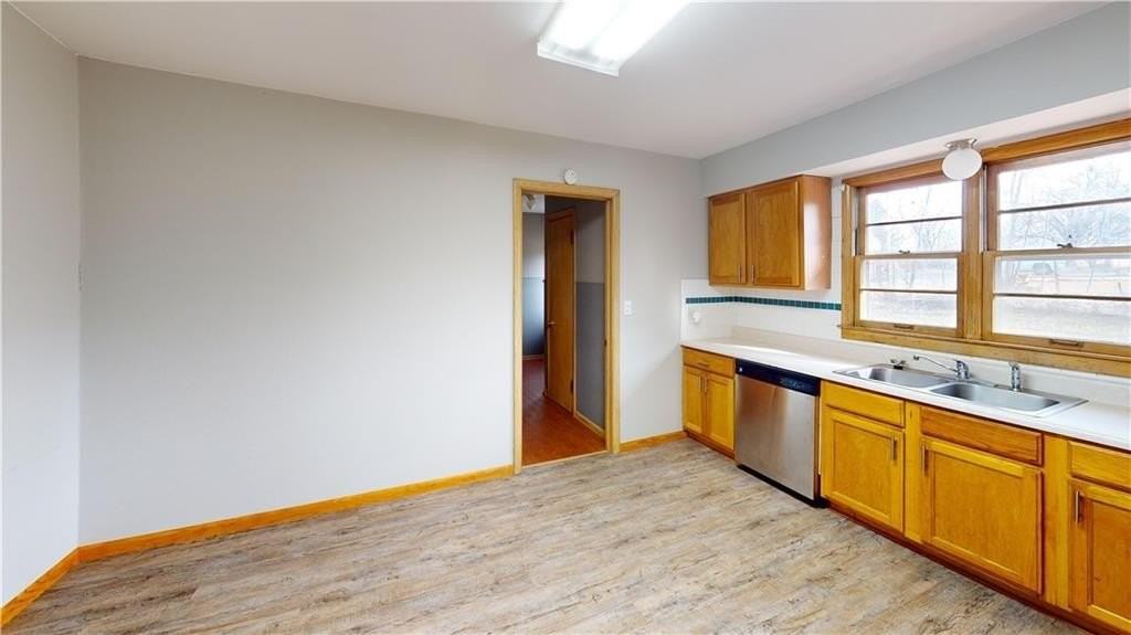 902 N Cedar St - Photo 4 of 19