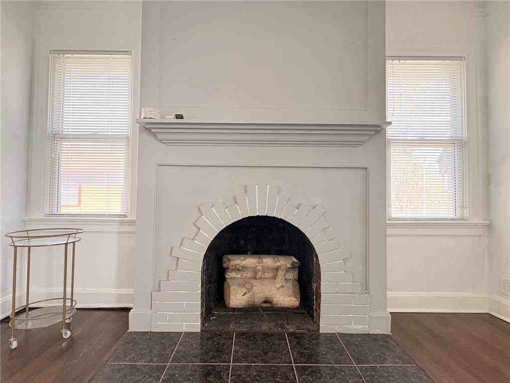 4516 Rainbow Blvd - Photo 4 of 38