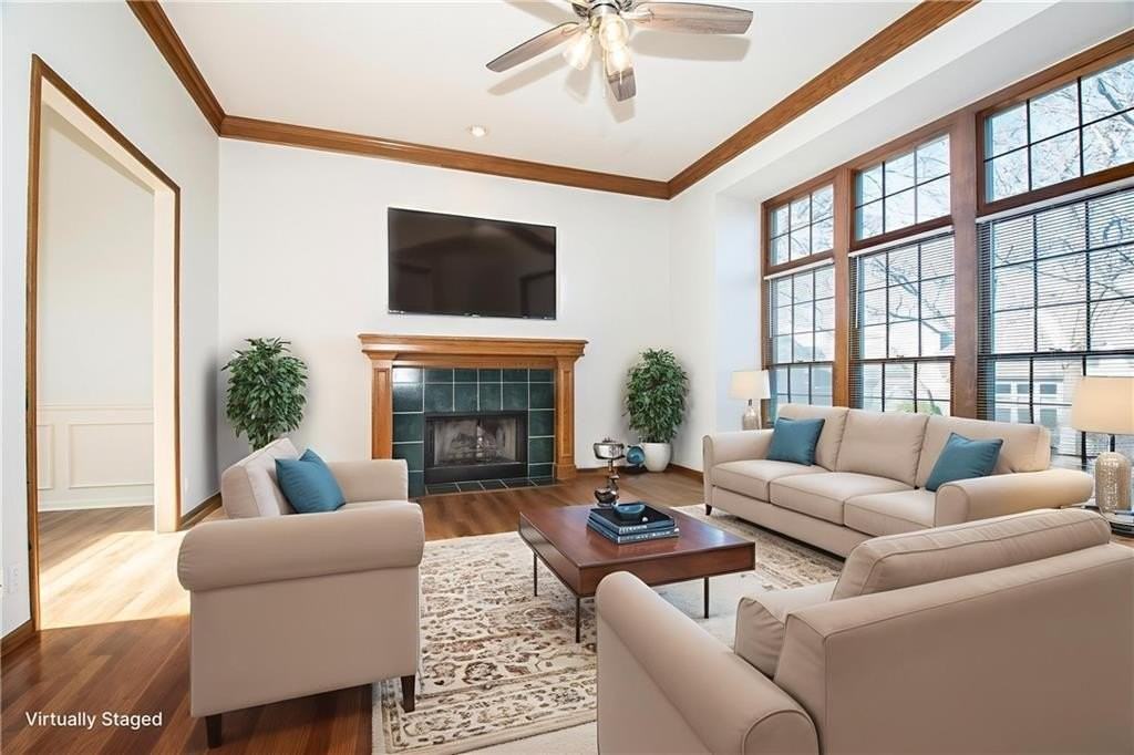 18880 W 116th St - Photo 2 of 25