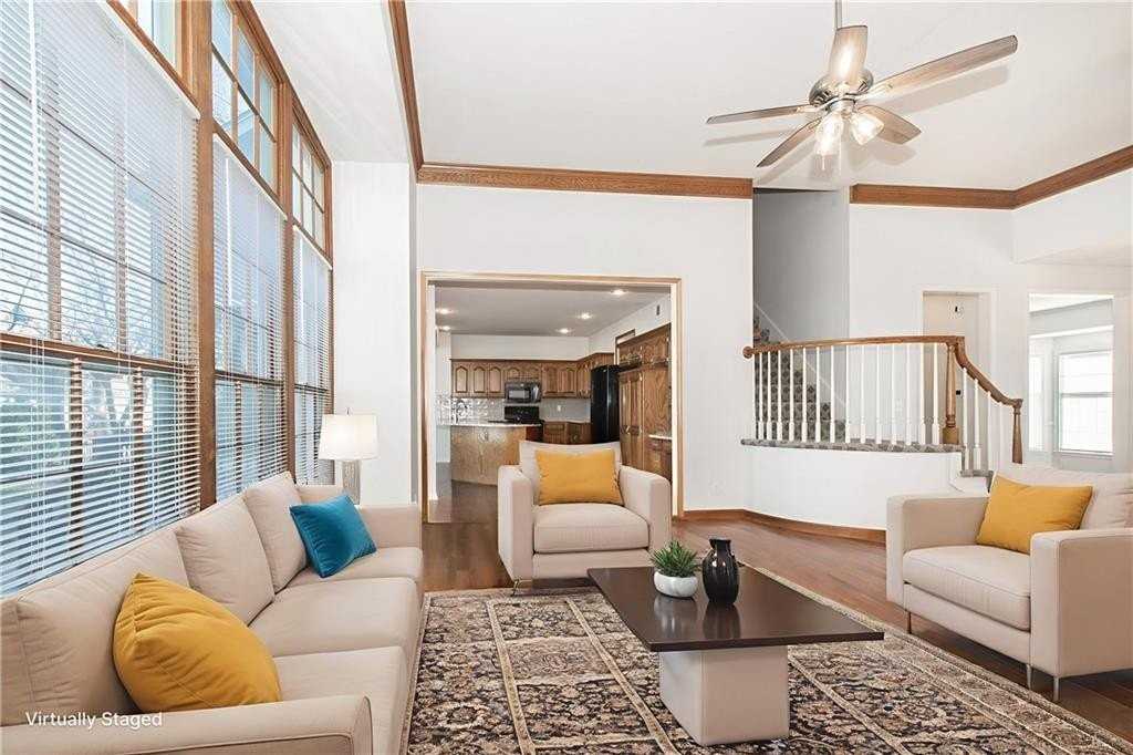 18880 W 116th St - Photo 4 of 25