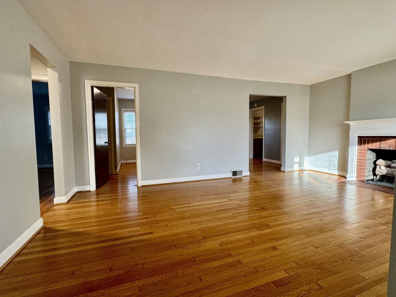 479 Stratford Dr - Photo 7 of 50