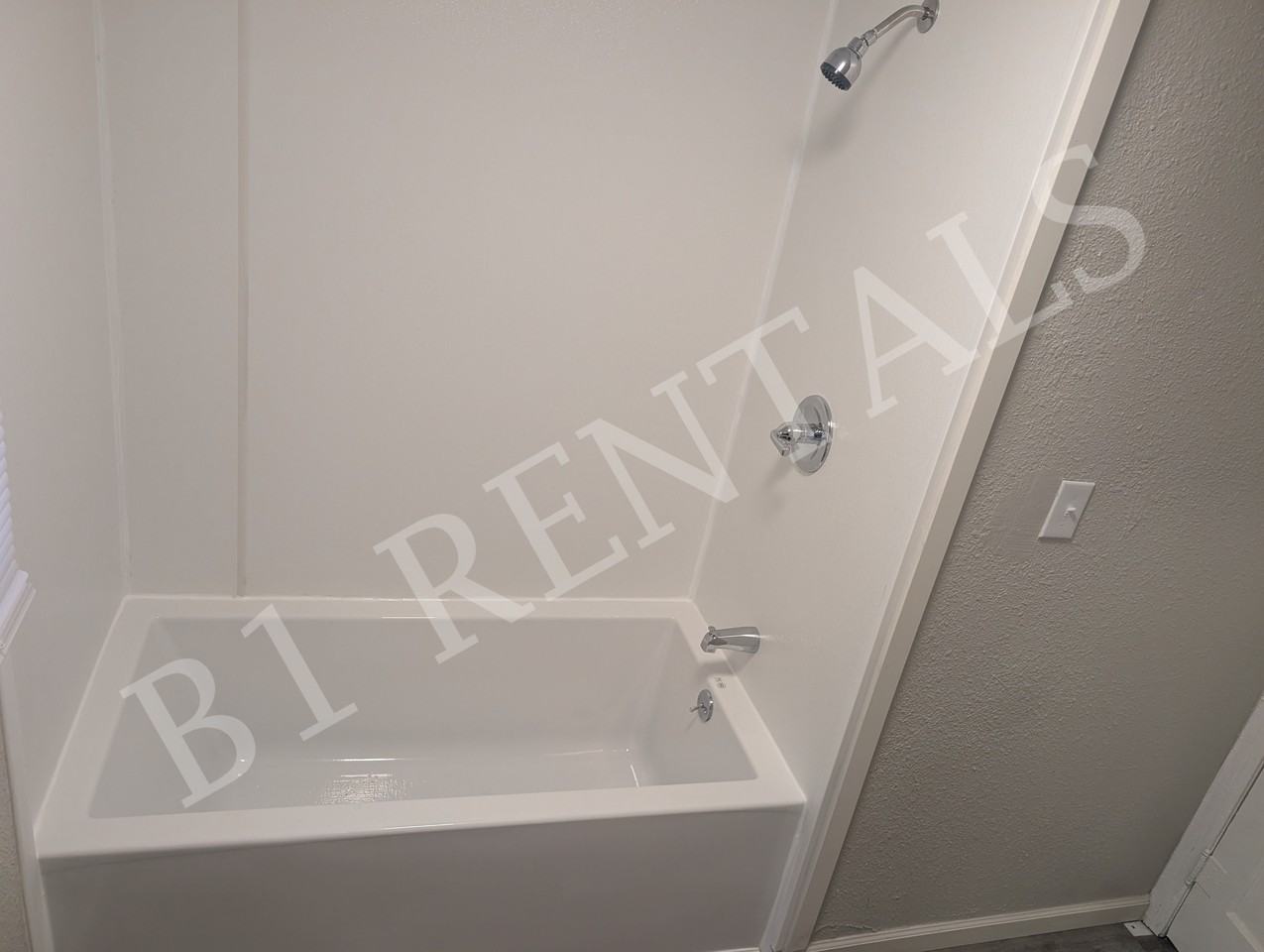 6632 N Mill St #1 - Photo 6 of 10