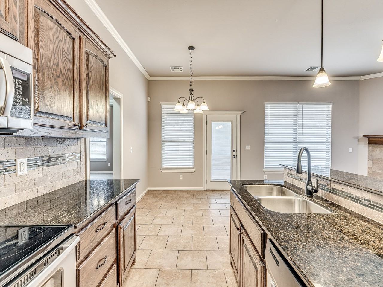 417 Kimberly Dr - Photo 6 of 26