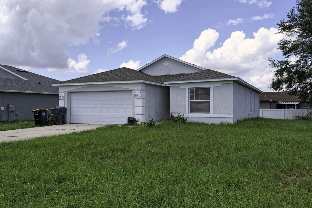 415 Danube Way - Photo 2 of 18