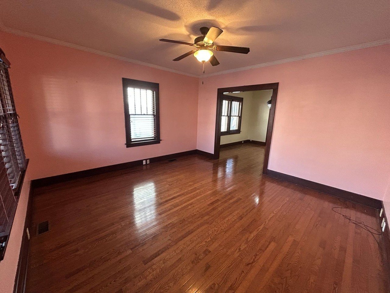 2042 Elm St - Photo 2 of 14