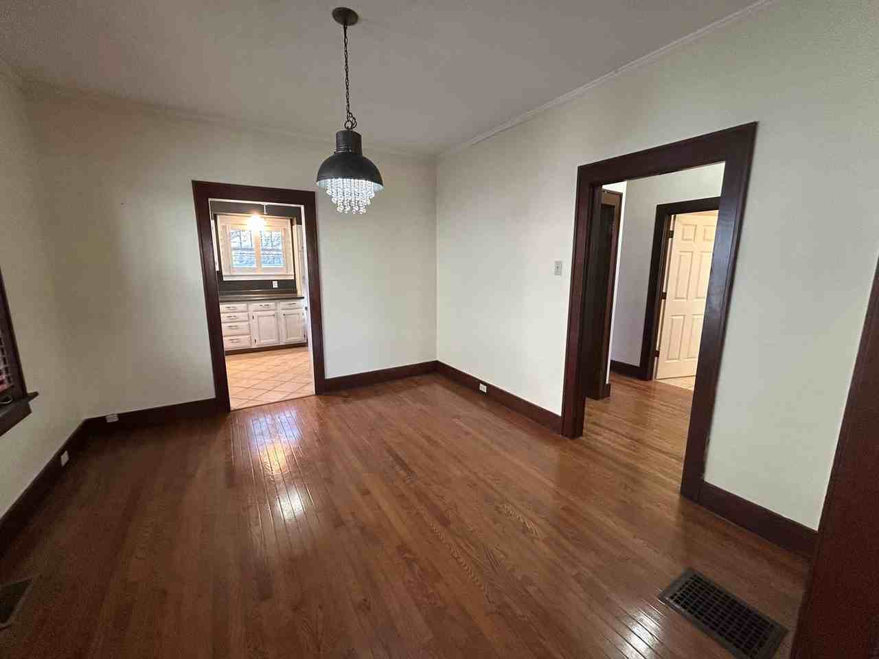 2042 Elm St - Photo 3 of 14