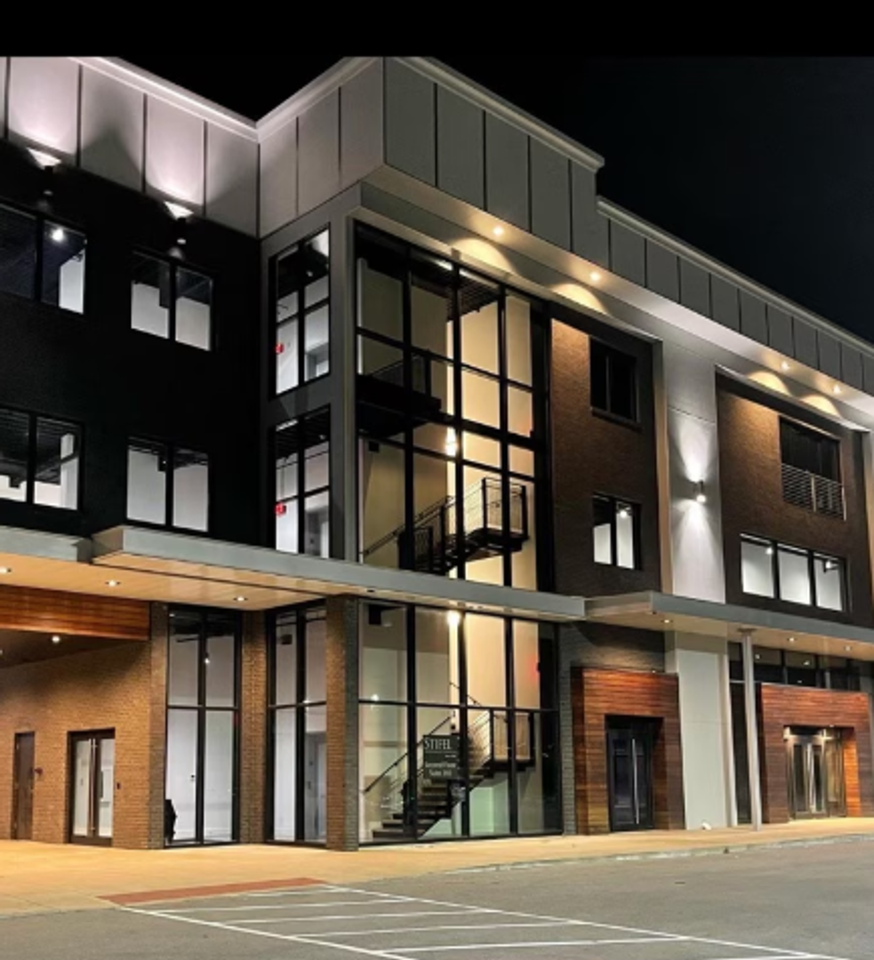 1131 Fairview Ave - Photo 2 of 12