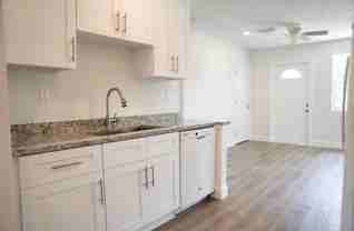 2317 Nw 15th Ct - Photo 1 of 1