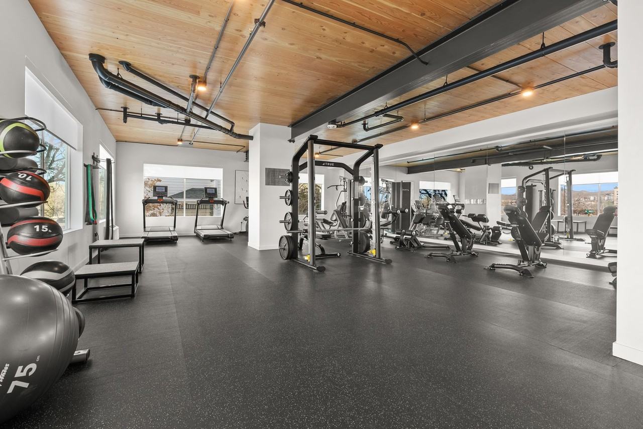 The Oslo - Photo 4 of 9