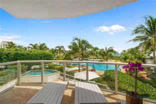 50 S Pointe Dr #TWN2 - Photo 1 of 1