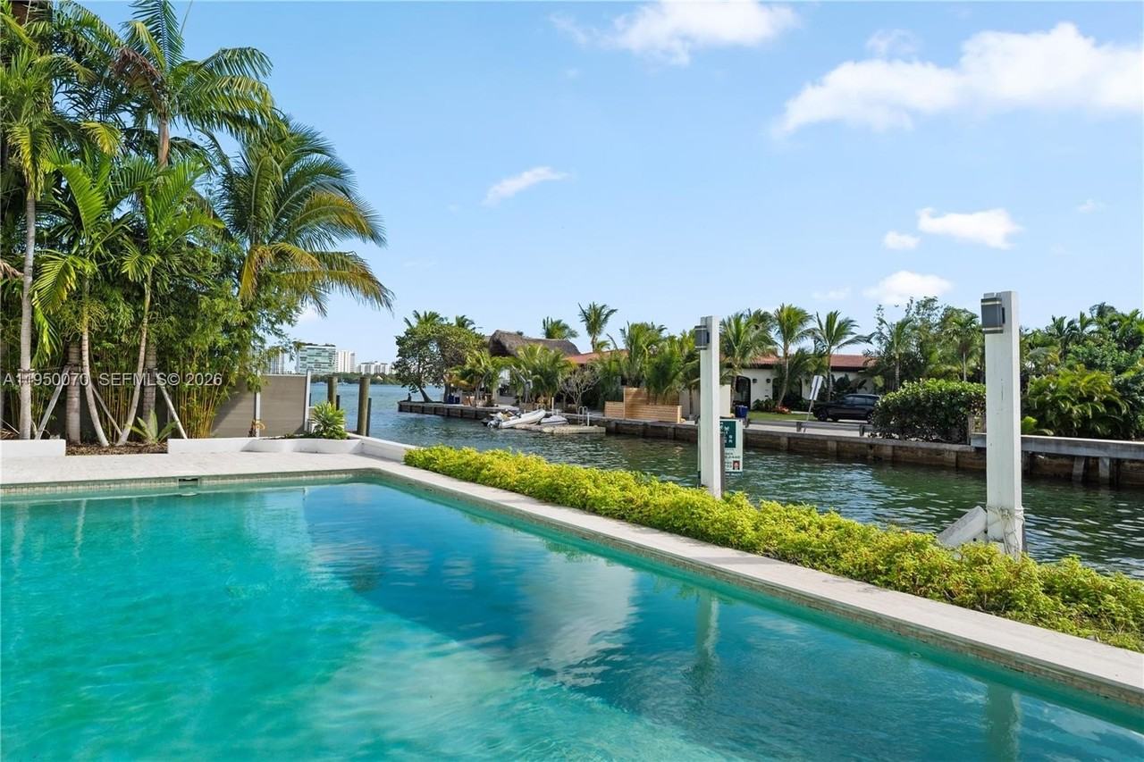 1250 Ne 87th St - Photo 5 of 50