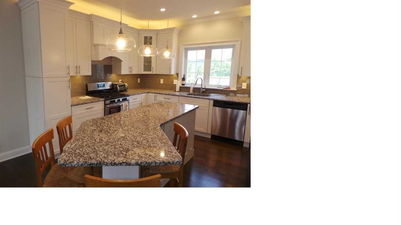 312 Saint Louis Ave - Photo 3 of 18