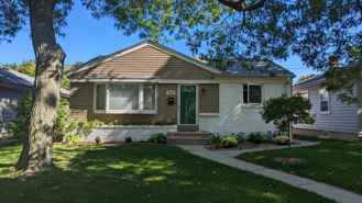 5354 N Lydell Ave - Photo 1 of 1