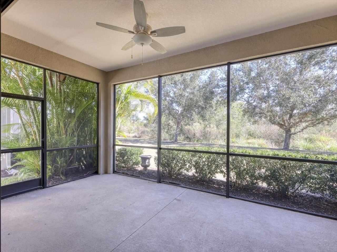 7230 Belleisle Gln - Photo 4 of 38