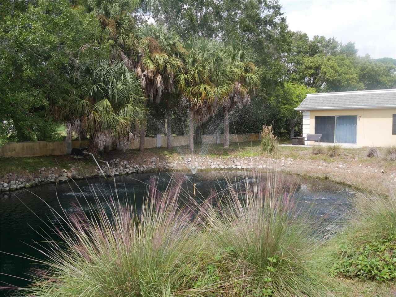 2411 Aspinwall St #2411 - Photo 3 of 21