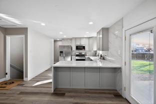 S Pitkin Way - Photo 1 of 1