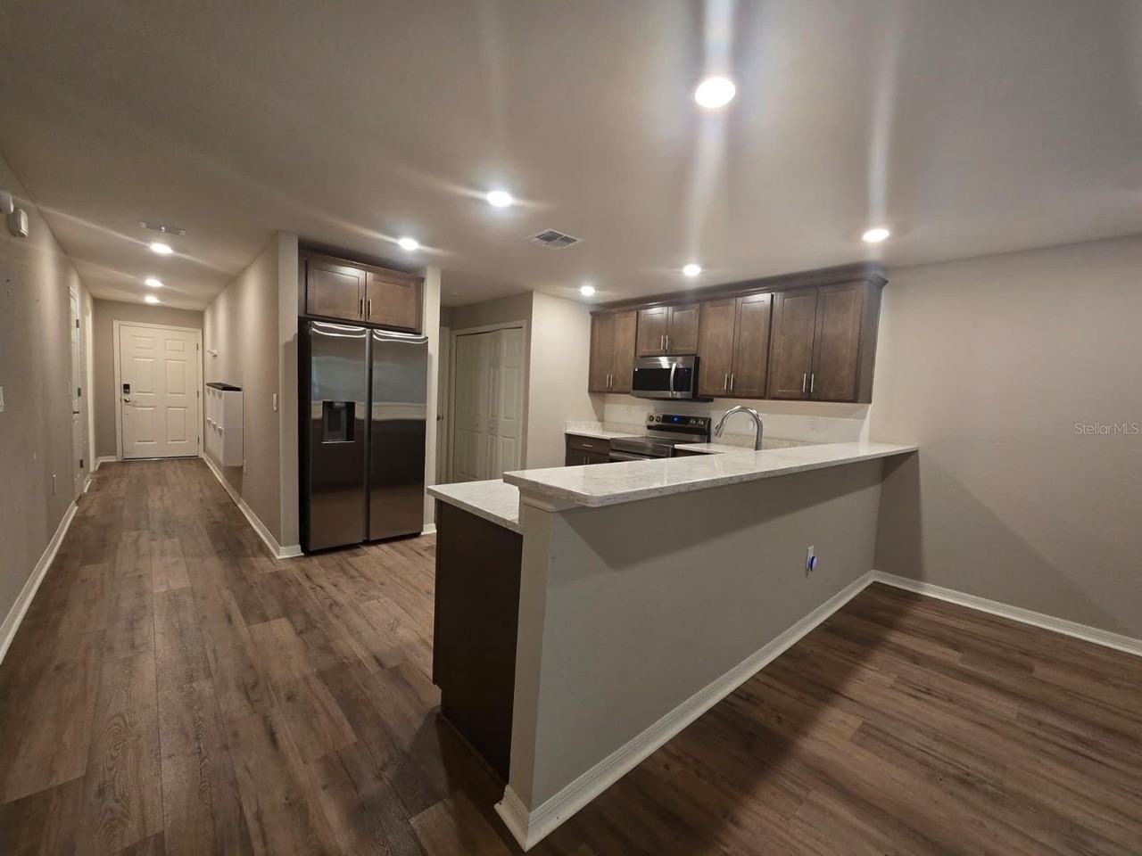 2738 Idyll Lakes Cir - Photo 5 of 37