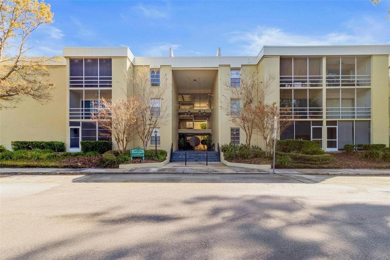 2302 S Manhattan Ave #317