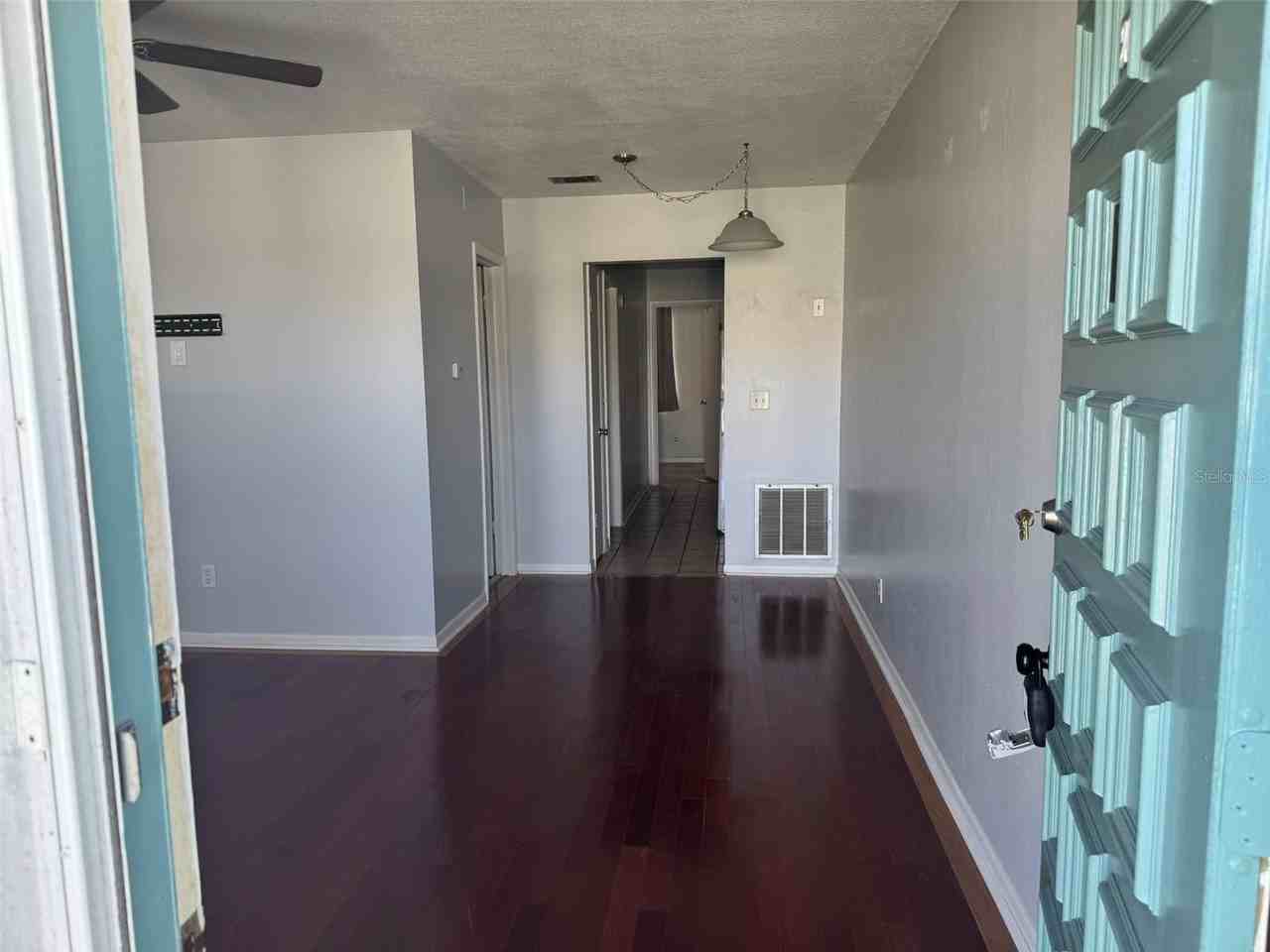 5267 81st St N #20 - Photo 5 of 21