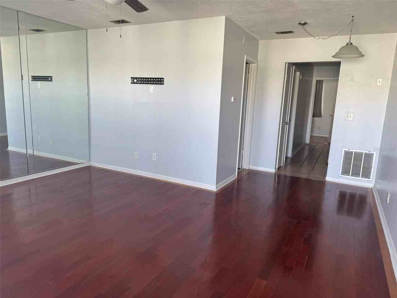 5267 81st St N #20 - Photo 6 of 21