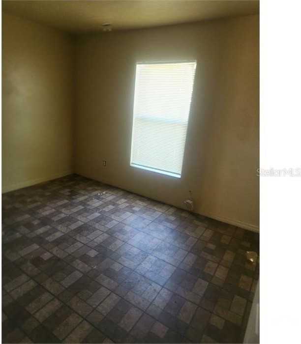 3206 E Mohawk Ave - Photo 6 of 10